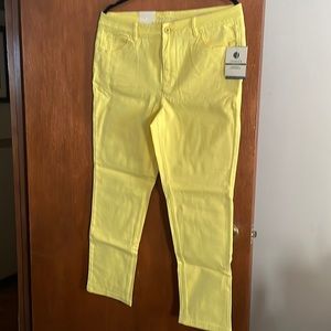 NWT Jessica skinny jeans.